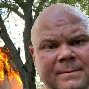 Meet your Posher, Tom